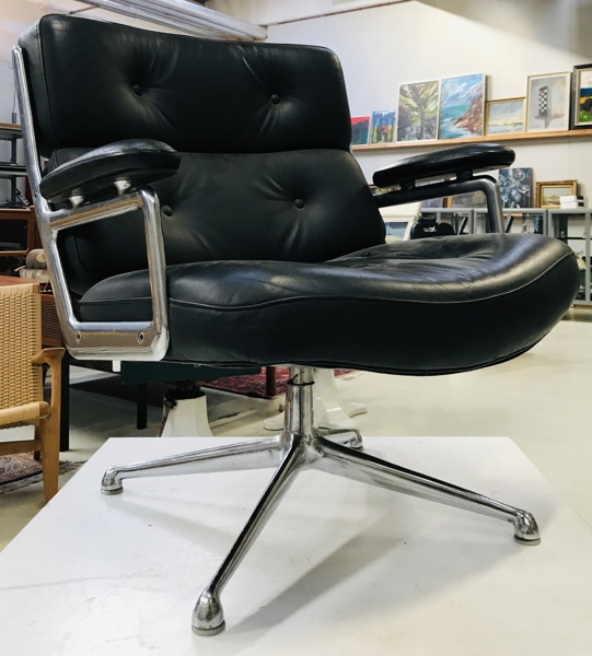 Charles og Ray Eames ES 108 | Lobby Chair  lounge-/armstol, fremstillet ved Vitra