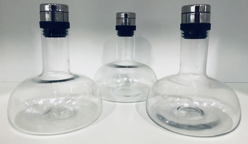 3 Audo (Menu) Copenhagen vinkarafler formgivet af Norm Architects