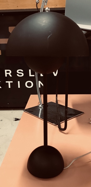 Verner Panton VP3 | Flowerpot bordlampe, fremstillet ved &Tradition (Å 2025-1513)