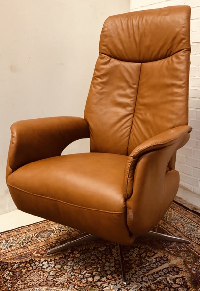 Otium hvilestol m. justerbar ryg, fodhviler samt 5-pas fod