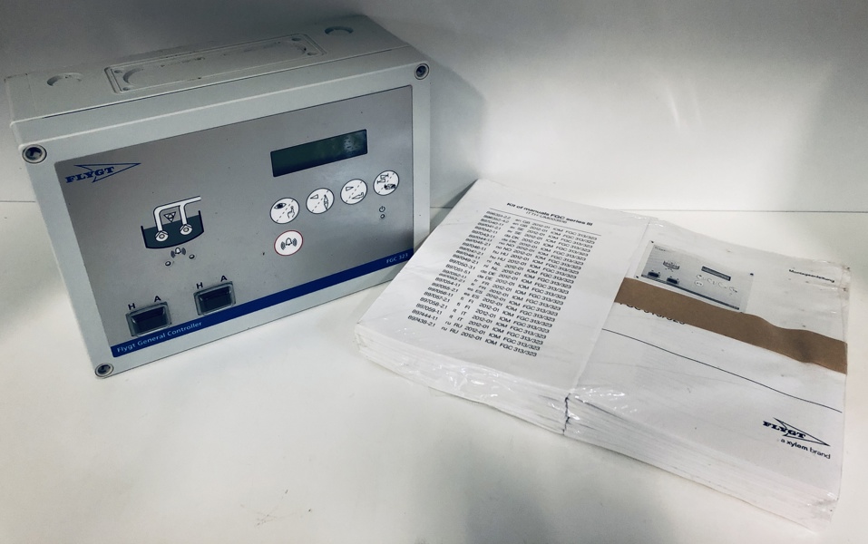 Flygt FGC323 styringsenhed til pumpestationer samt manualer (H 131/25)