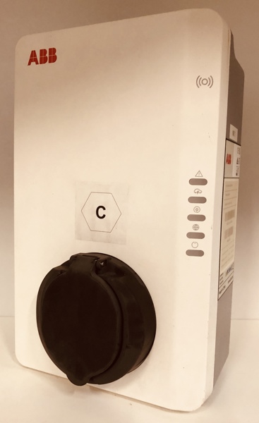 ABB ladeboks Terra AC-W22-T-R-C-0 (vægmonteret) (1*)