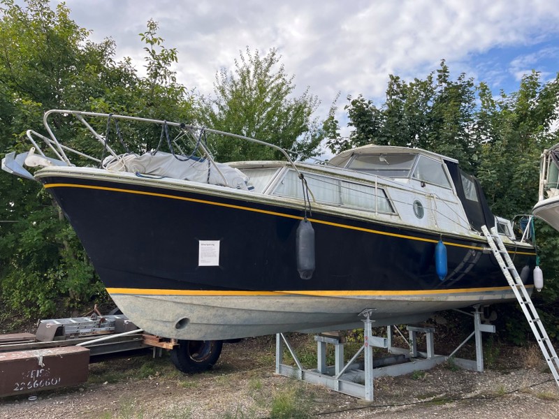 Amerglass 32 AK motorbåd (1971) m. 2 X 86Hk Perkins dieselmotorer (formentlig 1971)  