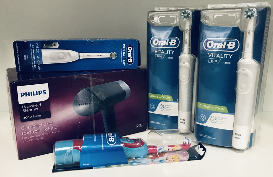 Philips STH3000/20 hånddamper, 2 Oral-B Vitality 100 CrossAction elektriske tandbørster, Oral-B Precision Clean elektrisk tandbørste samt Oral-B 'Frost' elektrisk tandbørste (børn)