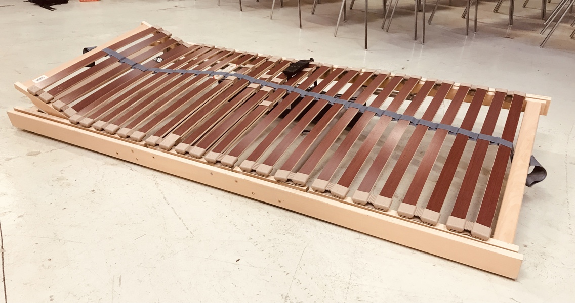 Elevationsseng (90X200cm) m. Okimat 3 H4 motor 