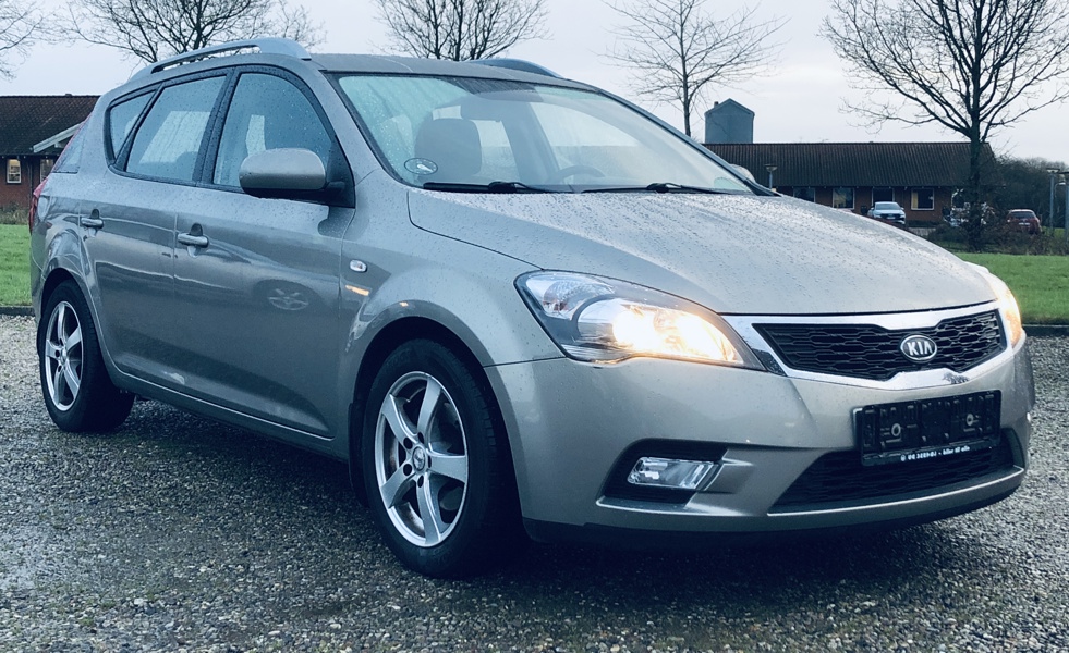 Kia Ceed SW 1,6 115hk Diesel (2011) - Stel.: U5YHB816ACL212733