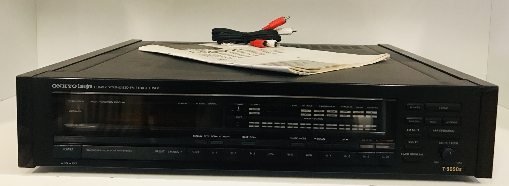 Onkyo-Integra T-9090 II, Quartz Synthesizer Digital Tuner 