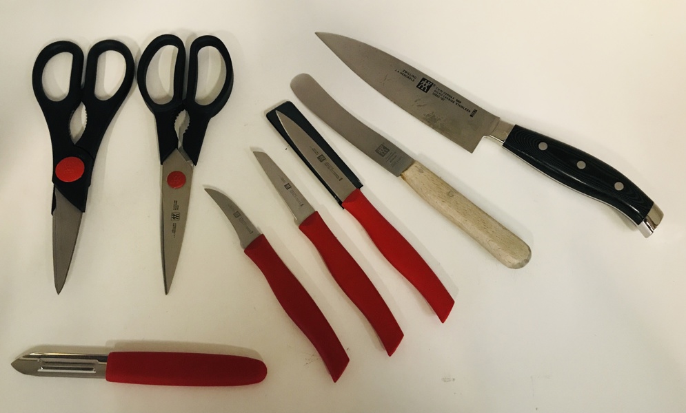 Samling af Zwilling J.A. Henckels knive samt sakse (8 enheder)