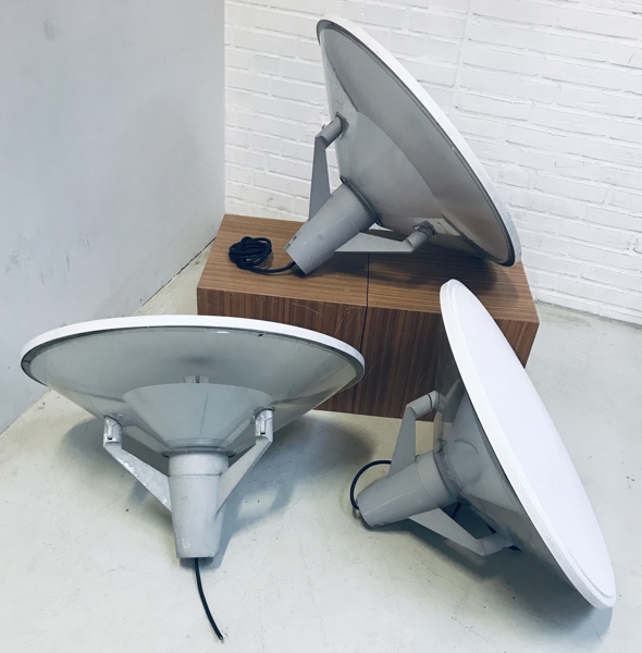 3 Alfred Homann Kipp Post udendørs væg- eller/og standerlampe (LED), fremstillet af Louis Poulsen