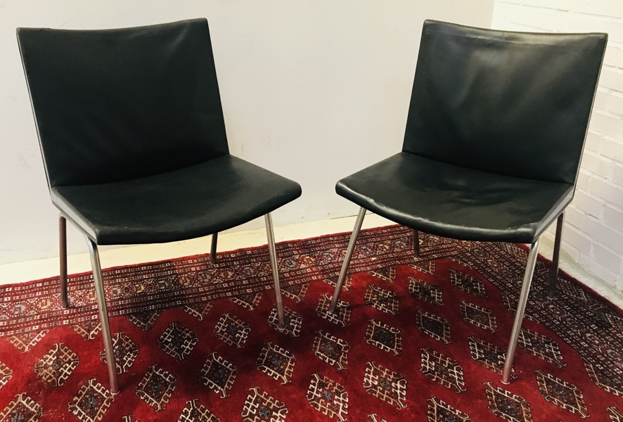 2 Hans J. Wegner (1914-2007) CH401 | Lufthavnsstole, fremstillet Carl Hansen & Søn