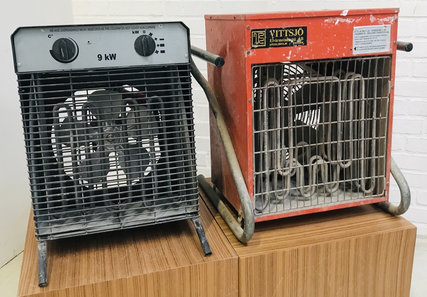 +M: 2 industrivarmeblæser - herunder Fan Heater model: IFH03-400 9000 W samt Vittsjö Elvärmeindustri AB 10000 W