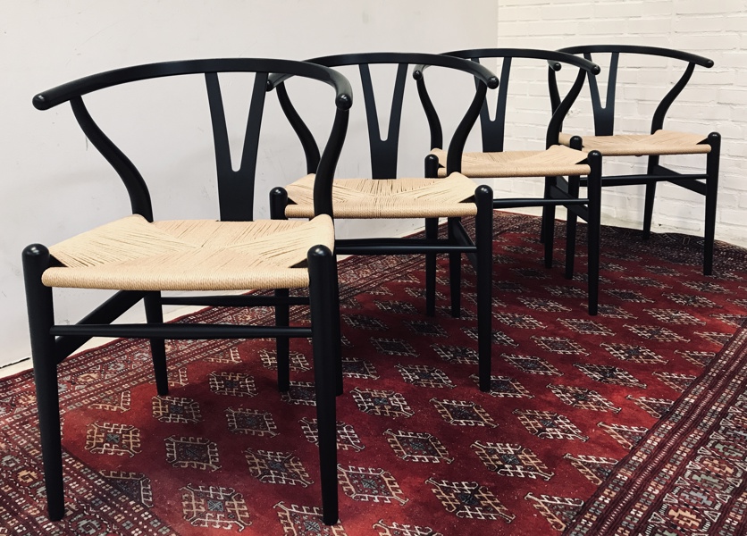 +M: 4 Hans J. Wegner (1914-2007) CH24 | Y-stol, fremstillet hos Carl Hansen & Søn (Å 2026-0667)