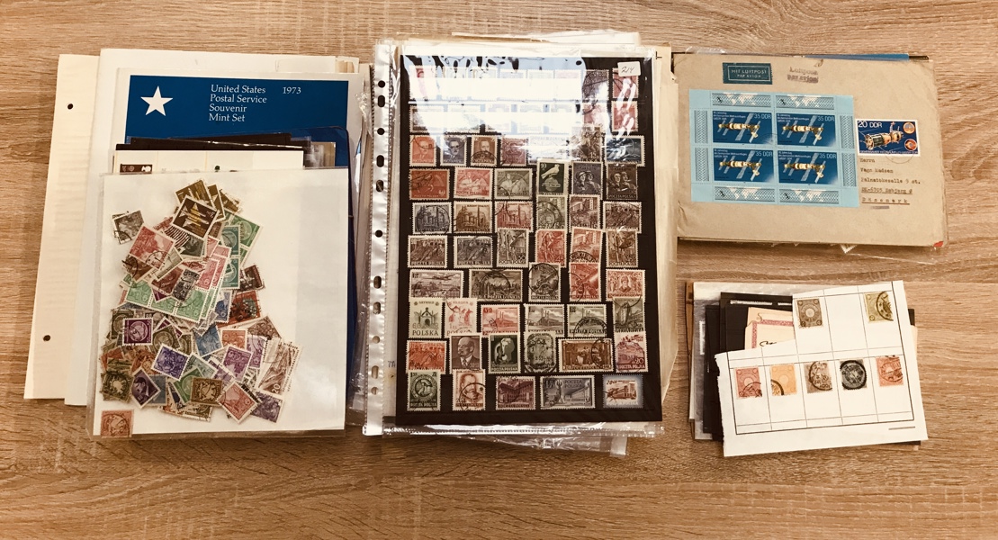 Frimærker: super god kasse m. materiale fra mange lande (bør ses)