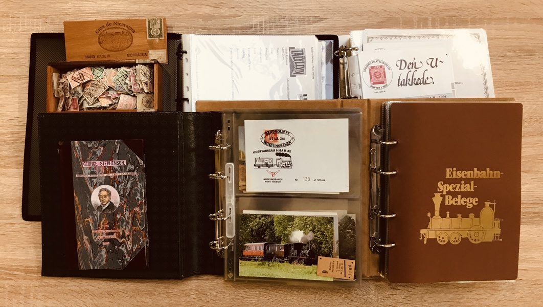 Frimærker: flot mappe m. tog, belgiske jernbanemærker, mappe m. togmærker m.v.