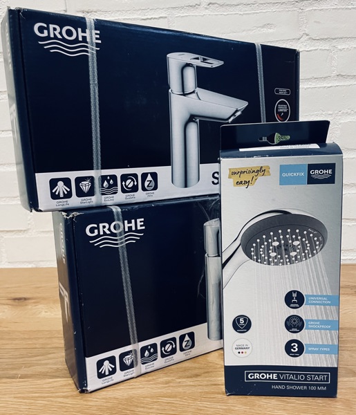 2 Grohe Start Loop håndvaskarmaturer (krom) samt Grohe Vitalio Vitalio håndbruser (100mm) - (P 401, 406/24)