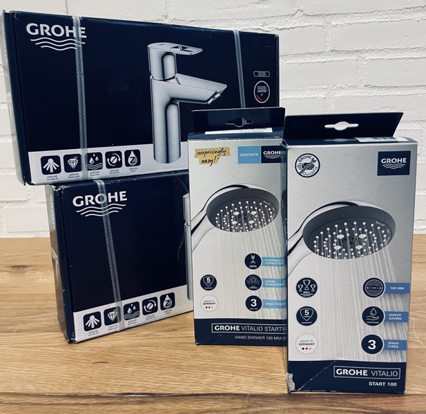 2 Grohe Start Loop håndvaskarmaturer (krom) samt Grohe Vitalio Vitalio håndbruser (100mm) - (P 401, 406/24)