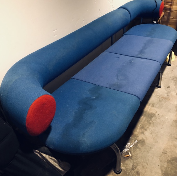 +M: Peter Hjort-Lorenzen & Johannes Foersom 'PipeLine' 3-pers. sofa, fremstillet ved Erik Jørgensen