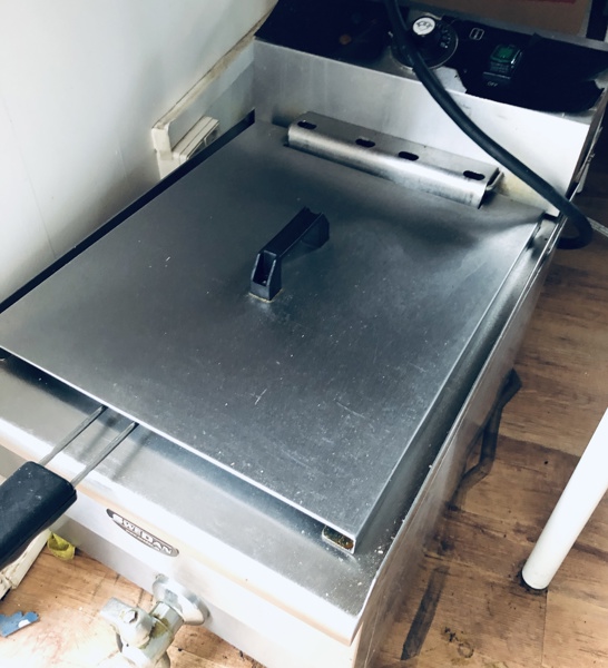 +M: Swedan Electric Fryer EFB-221V friture 