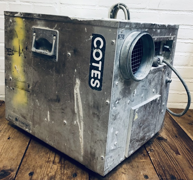 5 X Cotes adsorptionsaffugter model CR300B (*5)