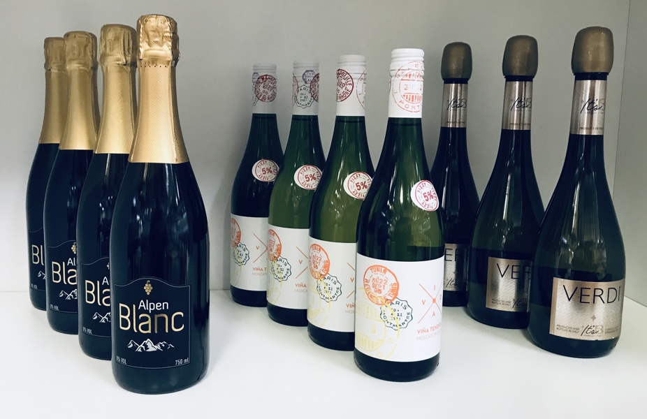 +M: Samling af mousserende vin (11 enheder) Vida Viña Tendida Moscato Bianco, Alpen Blanc samt Verdi Spumante Sparkletini