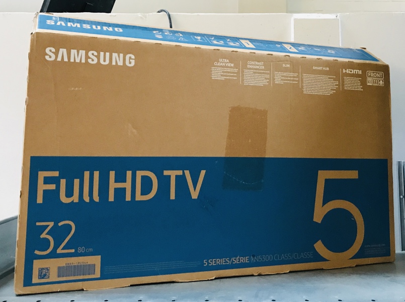 Samsung 32" Class N5300 Smart Full HD TV i original emballage 