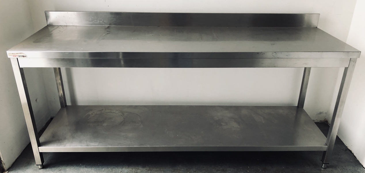 UDGÅR: GGM Gastro arbejdsbord udført i rustfrit stål