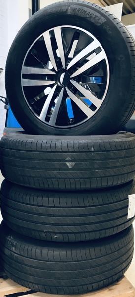 4 Alufælge (17") m. Michelin Primacy4 sommerdæk (215/65/R17)