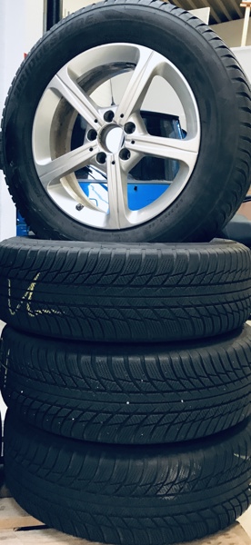 4 Alufælge (17") m. Bridgestone Blizzak vinterdæk (215/65/R17)