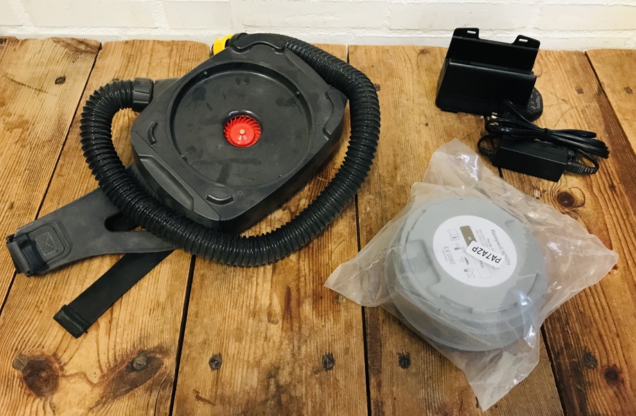Honeywell North Primair 700-serien turbodrevet luftrensende åndedrætsværn (PAPR) m. A2P3 - PA7A2P filter samt opladerdok