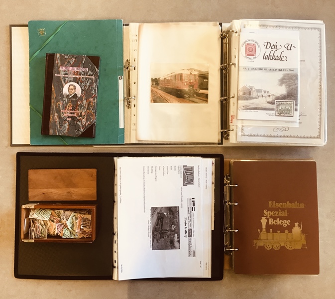 Frimærker: flot mappe m. tog, belgiske jernbanemærker, mappe m. togmærker m.v.