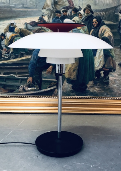 +M: Poul Henningsen (1894-1967) PH 80 bordlampe, fremstillet ved Louis Poulsen (Å 2026-0758)