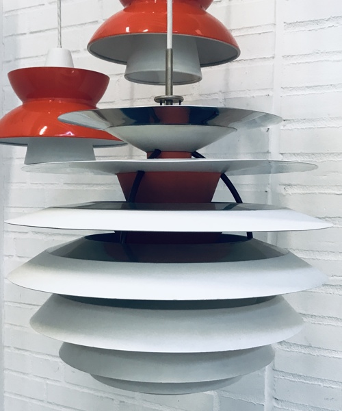 +M: Poul Henningsen (1894-1967) PH Kontrast pendel, fremstillet ved Louis Poulsen (Å 2026-0750)