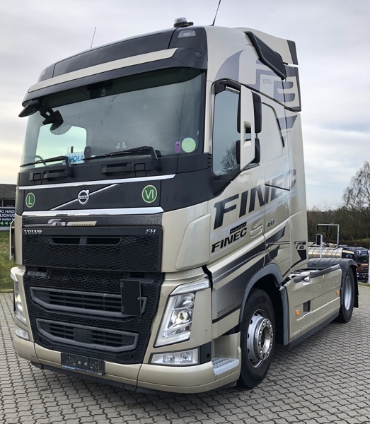 +M: Volvo FH 460 (42 T6-38-H) 510hk (2017) - Stel.: YV2RT40A0HB808515 (Slovenien)