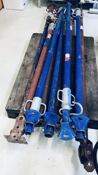 +M: 9 soldater/forskallingsstøtter (165-300cm) - herunder Jumbo