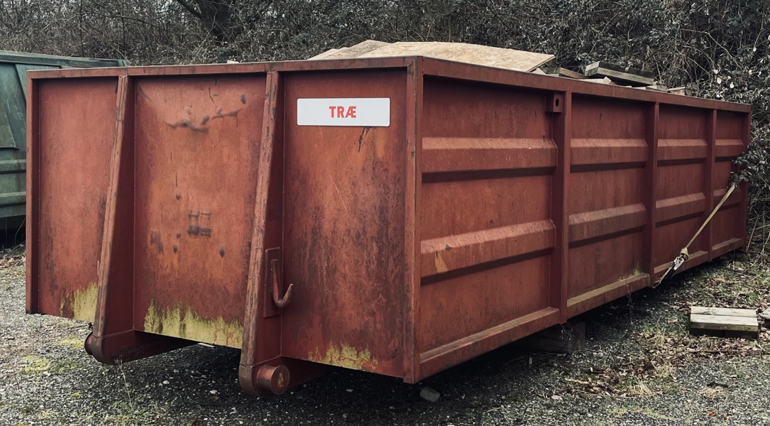 +M: Åben wirehejs container (6X2,5meter)