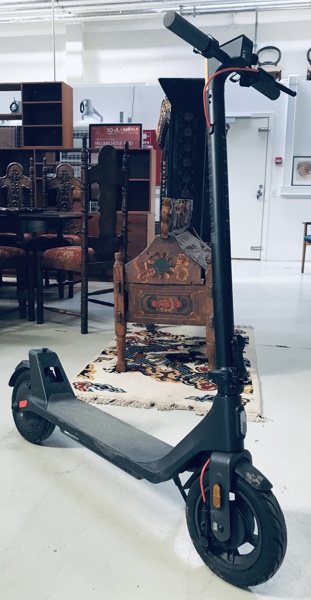 +M: Xiaomi Electric Scooter 4 Lite (2nd Gen) elektrisk løbehjul (Å 2026-0656)