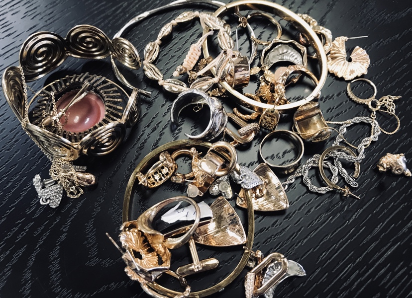 +M: Samling af smykker - herunder Camilla Krøyer m.fl.  (Å 2026-0723)