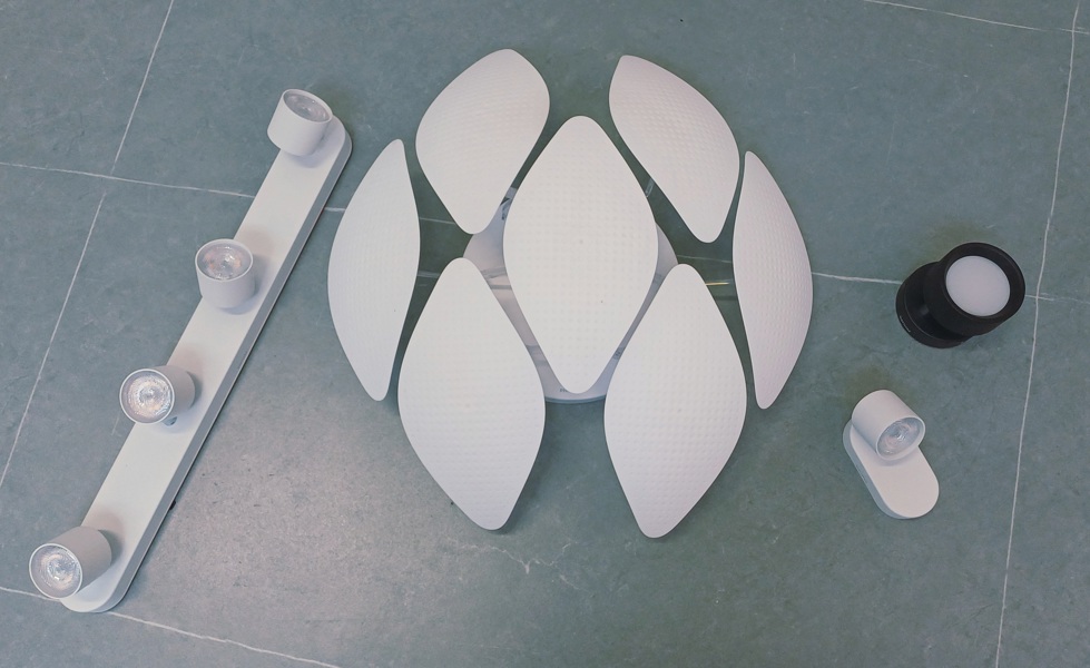 +M: Parti Philips væglamper og spotlightarmatur (4 enheder)