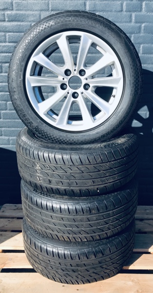 4 originale BMW alufælge (17") m. Sportiva Performance sommerdæk (225/55/R17)