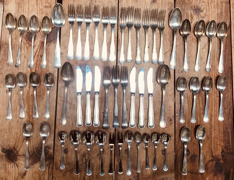 Samling af dansk sølvbestik (plet) - model Dobbeltriflet fra Cohr, J.B., J.F. Jensen og KBP (50 enheder)