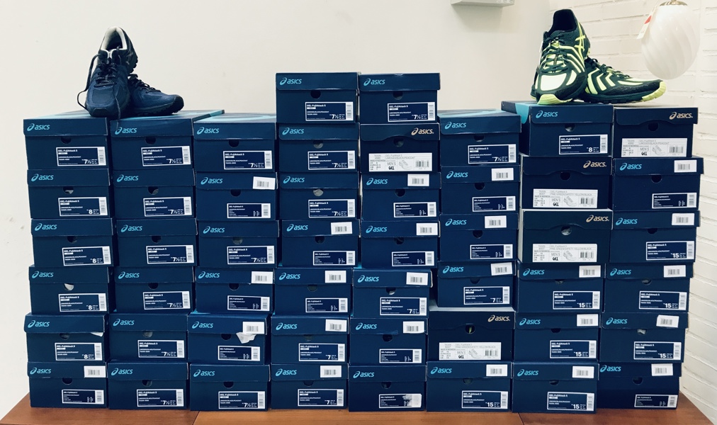 Stort parti Asics løbesko til mænd (51 enheder), model Gel-Fujiattack 5