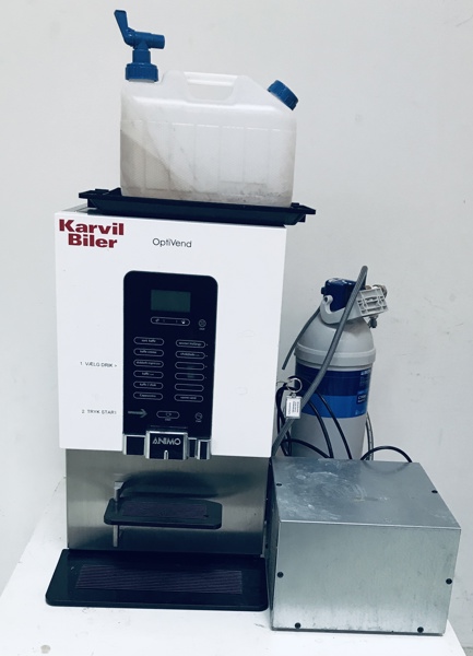 Animo Optivend 32 TS NG kaffeautomate til instant kaffe m. 2 beholder til instantkaffe samt Brita Purity C Quell St filter.