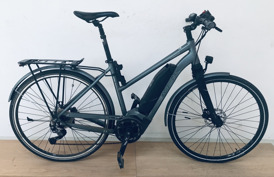 +M: MBK Airborne E-Series el-damecitybike m. batteri, display samt Yamaha centermotor (Å 2025-0207)