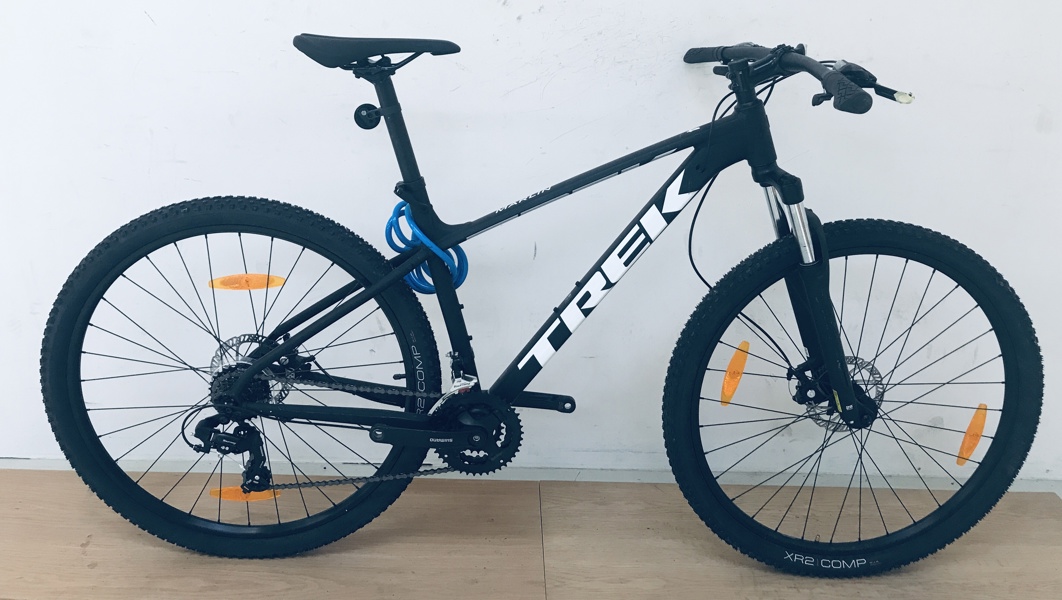 +M: Trek Marlin 4 mountainbike (Å 2025-0231)