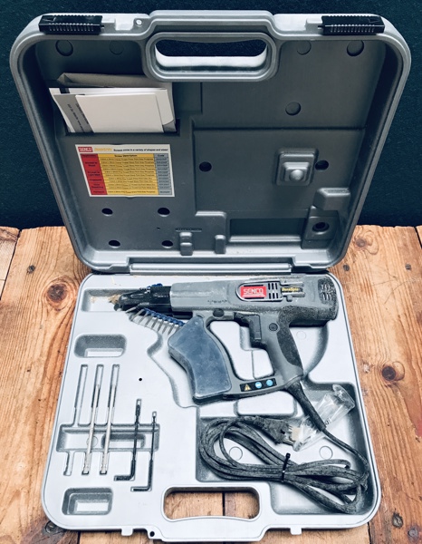 Senco Duraspin DS200-AC skruemaskine m. magasin (båndskruer) - kuffert medfølger