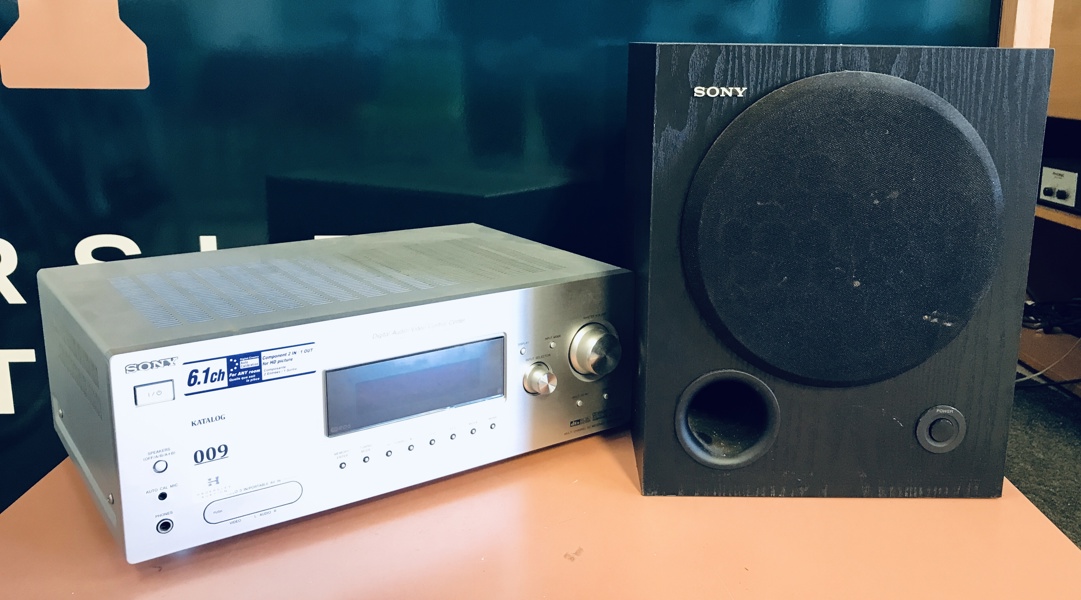 Sony STR-DG500 Multi Channel AV Receiver samt Sony SA-WM250 Active Subwoofer