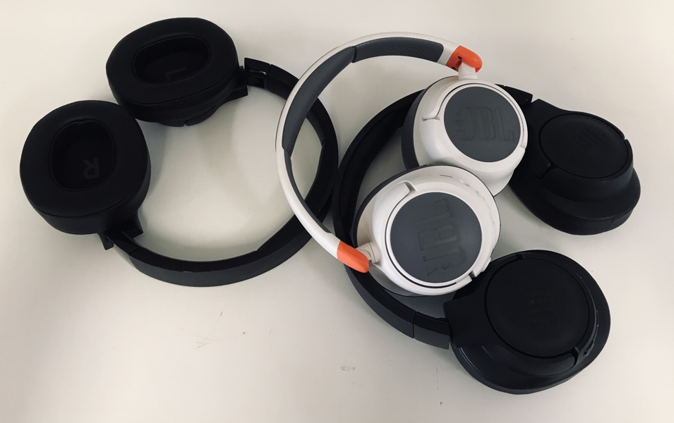 +M: JBL Tune 720BT Bluetooth Over-Ear hovedtelefoner, JBL Tune 710BT Bluetooth Over-Ear hovedtelefoner samt JBL JR406 NC One-Ear hovedtelefoner (B 46, 646, 677/25) 