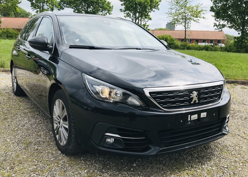 +M: Peugeot 308 1.6 BlueHDi 120 hk SW (2018) - Stel.: VF34E9HXC55330689