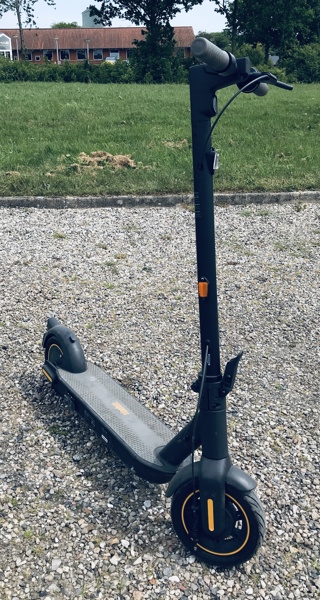 Segway Ninebot Kickscooter Max elektrisk løbehjul (Å 2026-0966)