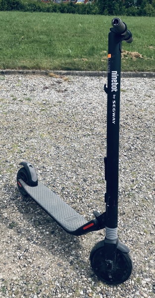 Segway Ninebot Kickscooter elektrisk løbehjul (Å 2026-0916)
